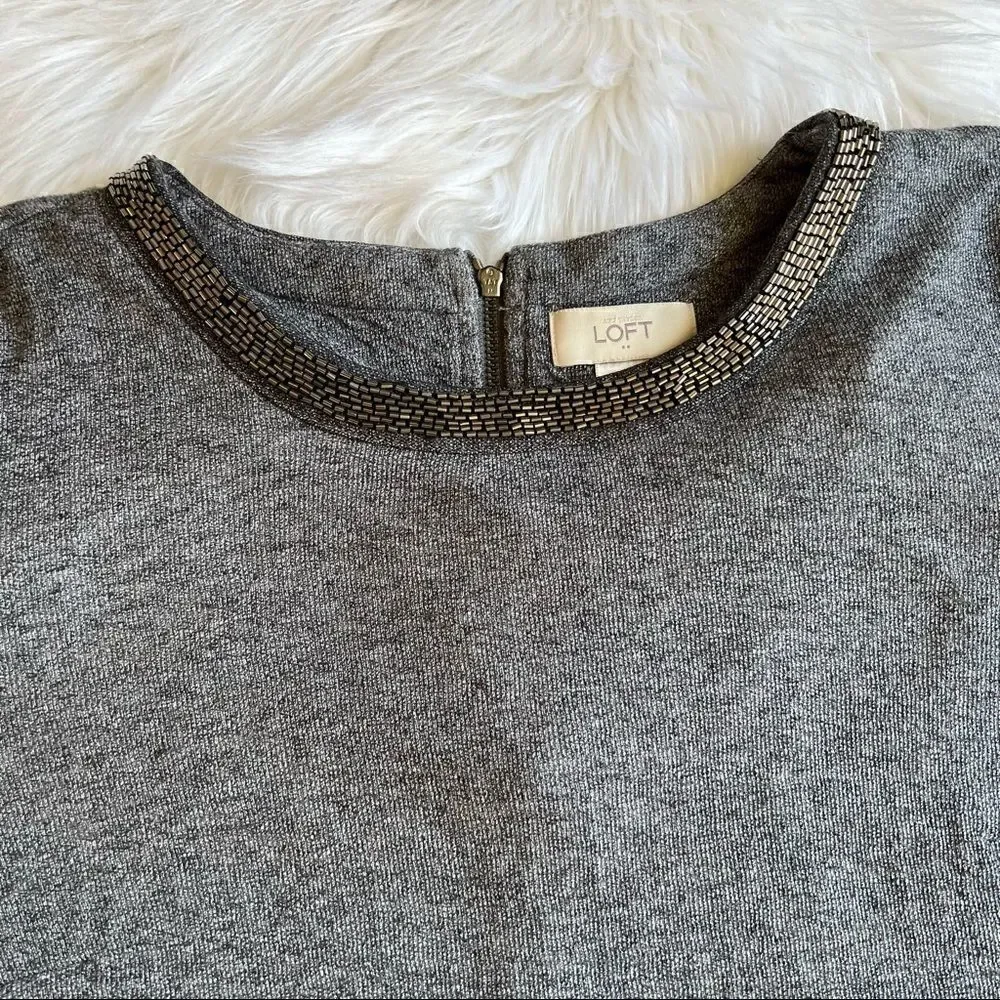 Women’s Loft Gray Dress w Decorative Neckline Smallq